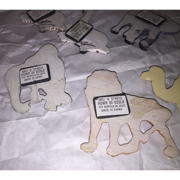 Set of 7 Vintage Zoo/Wild Animal Magnets- Giraffes, Elephant, Gorilla/Ape, Camel - Picture 8 of 10